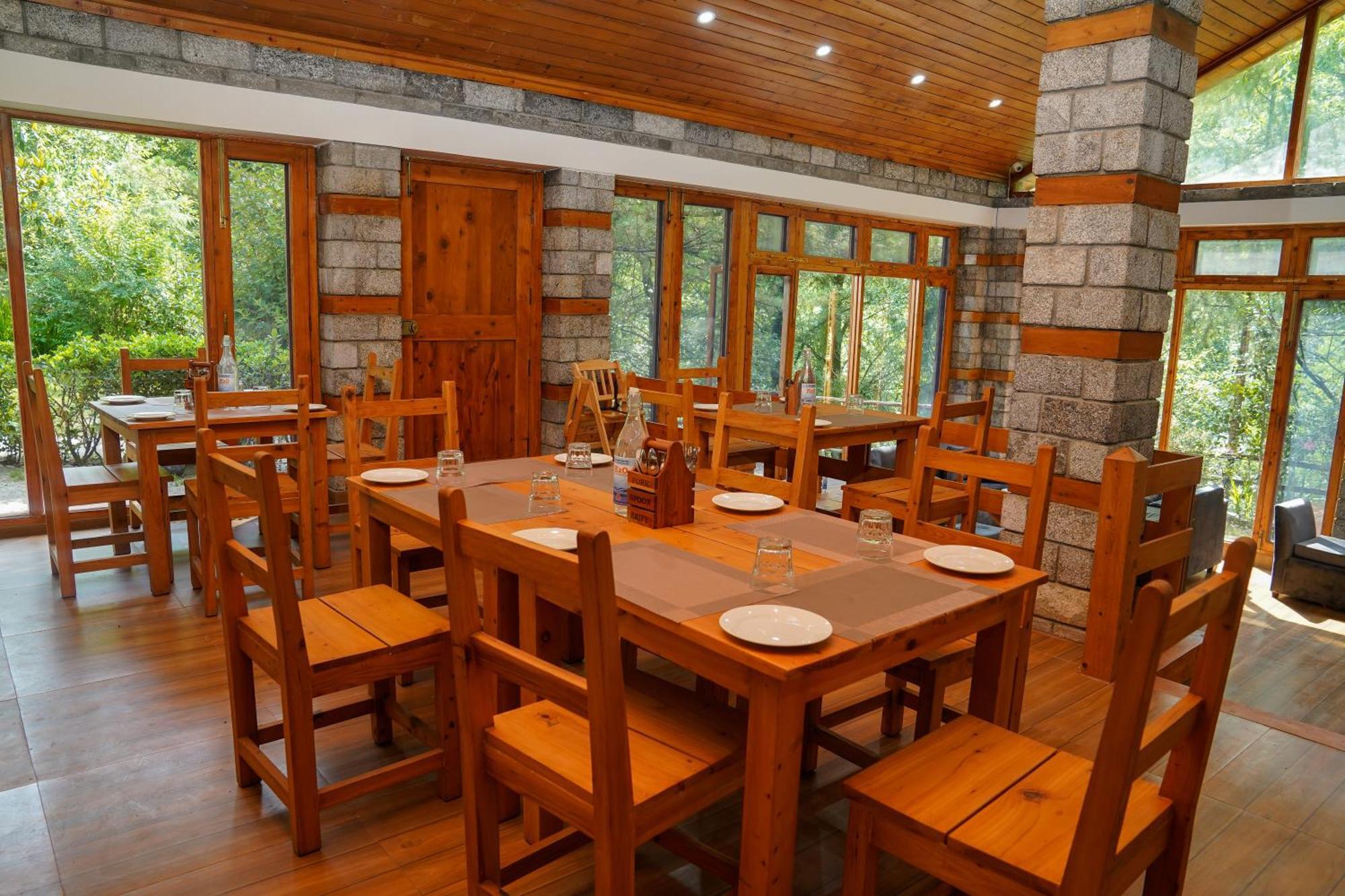 Hotel Zone Connect By The Park, Manali Exterior foto